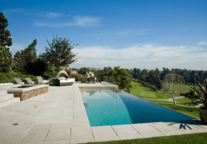 Guide to Pool Skimmer Replacement: Say Goodbye to Leaks - Peter Rossi
